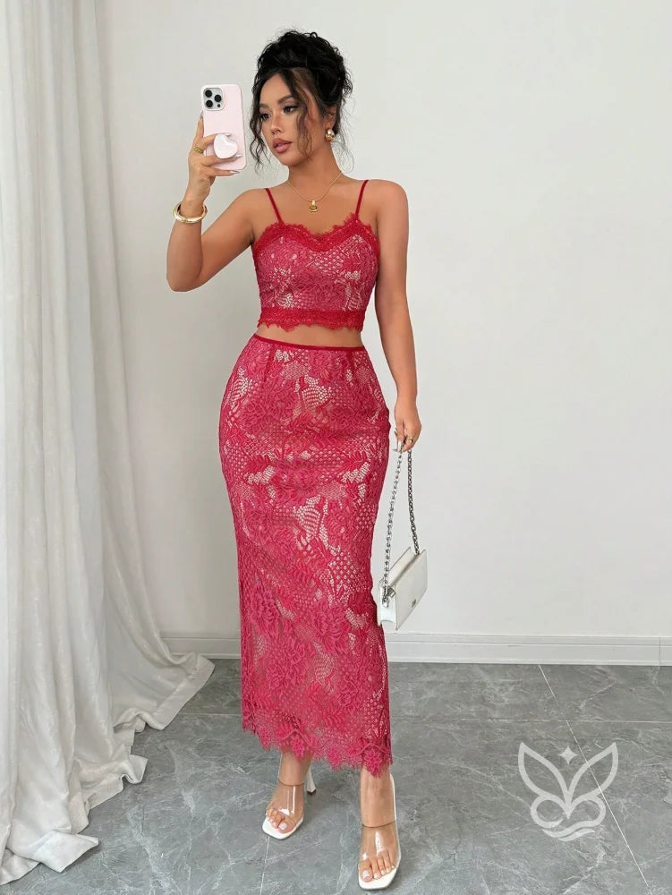 Conjunto Renda Com Cropped De Alças Finas E Saia Midi Ajustada Vermelho / PP Conjunto Renda Com Cropped De Alças Finas