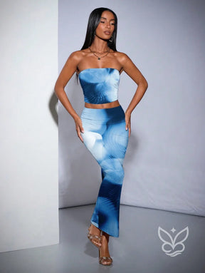 Conjunto Tomara Que Caia Com Estampa E Saia Longa Ajustada Conjunto Tomara Que Caia Com Estampa E Saia Longa Ajustada