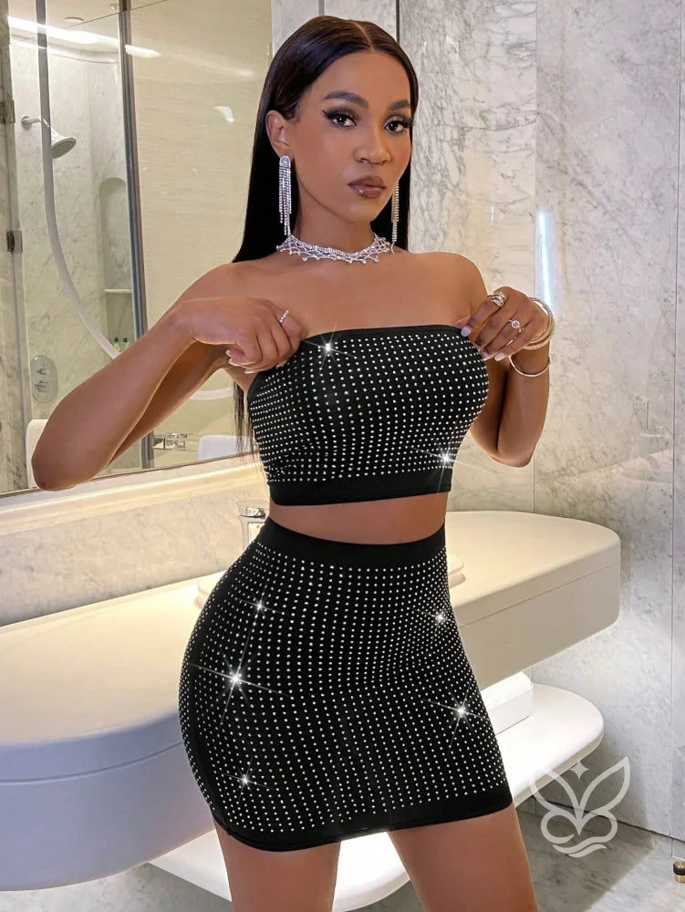 Conjunto Tomara Que Caia Com Mini Saia Bodycon E Strass Conjunto Tomara Que Caia Com Mini Saia Bodycon E Strass