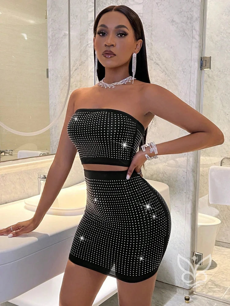 Conjunto Tomara Que Caia Com Mini Saia Bodycon E Strass Conjunto Tomara Que Caia Com Mini Saia Bodycon E Strass