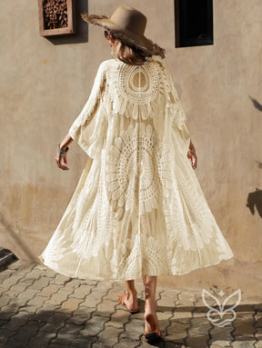 Saída de Praia Kimono Rendada com Transparência Elegante Saída de Praia Kimono Rendada com Transparência Elegante