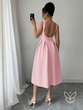 Vestido A-Line Midi Com Alças Largas E Caimento Nobre Vestido A-Line Midi Com Alças Largas E Caimento Nobre