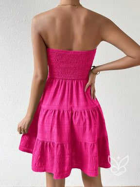 Vestido Bandeau Com Franzidos E Barra Plissada Vestido Bandeau Com Franzidos E Barra Plissada
