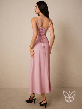 Vestido Casual com Franzido no Busto e Alças Finas Vestido Casual com Franzido no Busto e Alças Finas