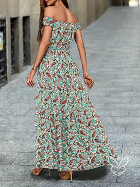 Vestido Casual Ombro A Ombro Manga Curta E Estampa Paisley Vestido Casual Ombro A Ombro Manga Curta E Estampa Paisley
