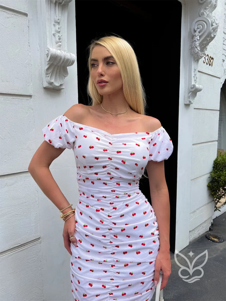 Vestido Ciganinha Curto Com Estampa De Corações Vestido Ciganinha Curto Com Estampa De Corações
