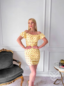 Vestido Ciganinha Curto Com Estampa De Corações Amarela / PP Vestido Ciganinha Curto Com Estampa De Corações