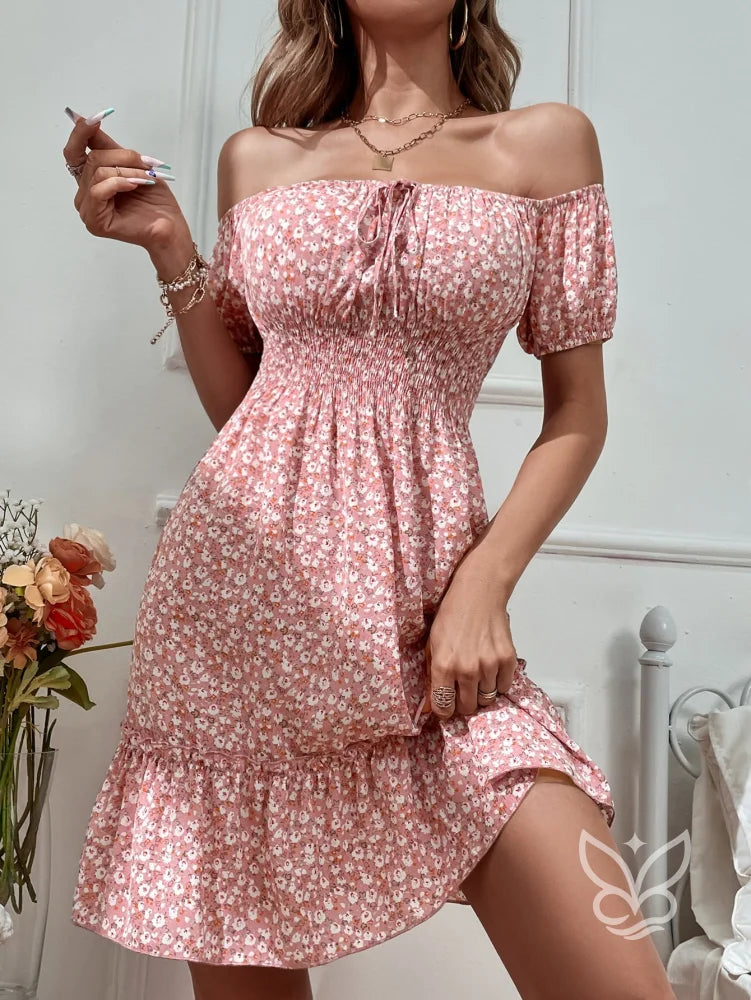 Vestido Ciganinha Floral Com Amarração Frontal E Babado Vestido Ciganinha Floral Com Amarração Frontal E Babado