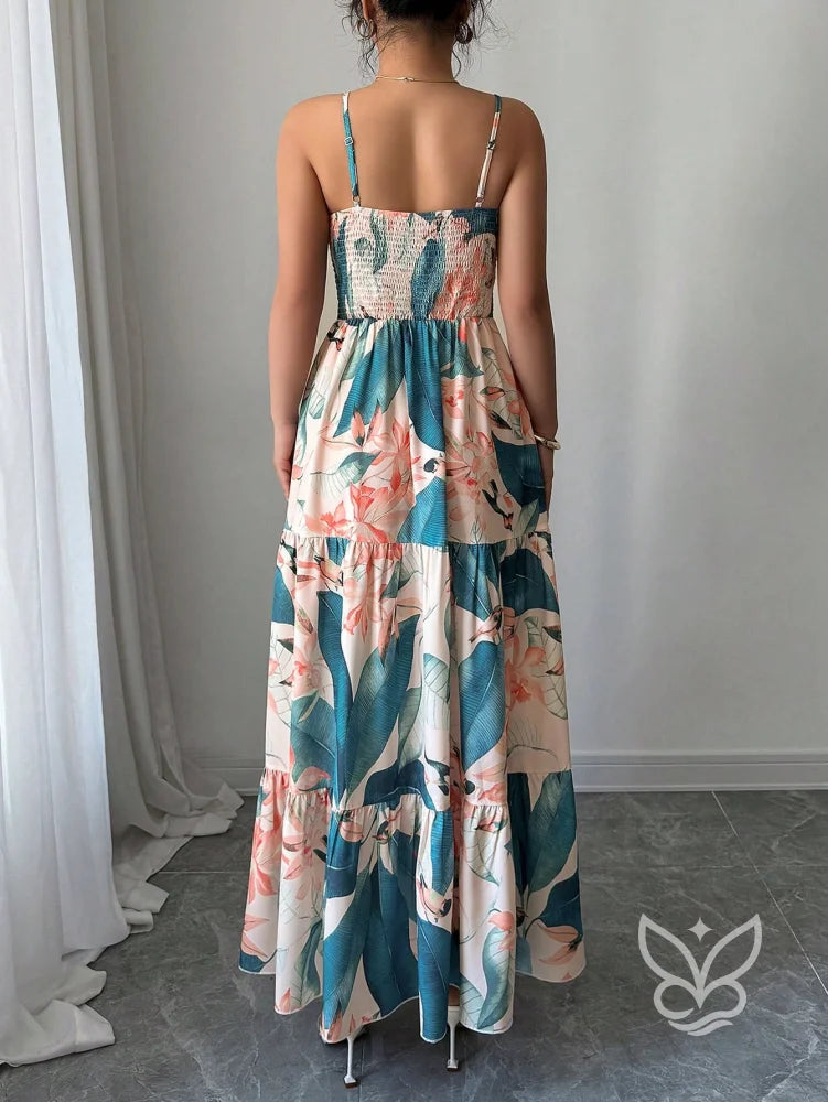 Vestido Com Alças Finas Cintura Marcada E Estampa Folhagem Vestido Com Alças Finas Cintura Marcada E Estampa Folhagem