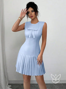 Vestido Com Laço No Decote E Saia Plissada Delicada Azul / PP Vestido Com Laço No Decote E Saia Plissada Delicada