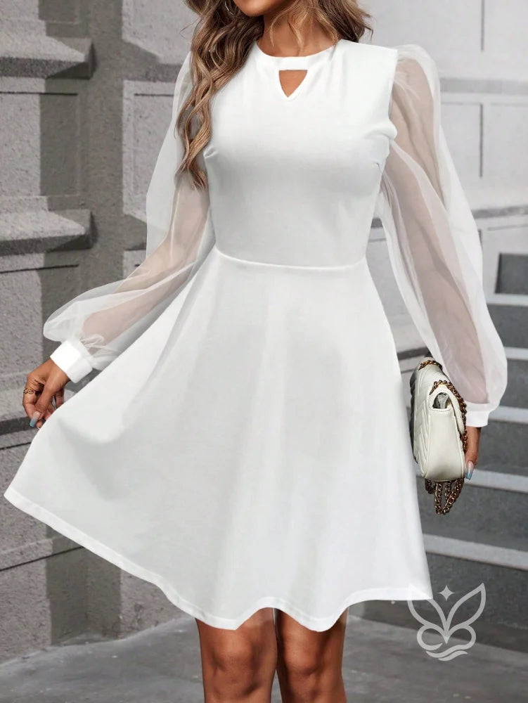 Vestido Com Manga Longa De Tule E Recorte No Decote Branco / PP Vestido Com Manga Longa De Tule E Recorte No Decote