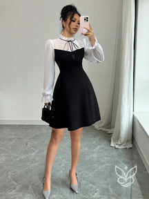 Vestido Com Manga Longa Transparente E Laço No Decote Branco / PP Vestido Com Manga Longa Transparente E Laço No Decote
