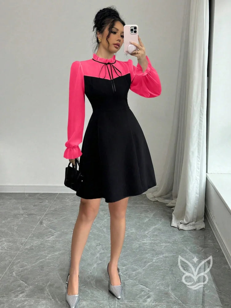 Vestido Com Manga Longa Transparente E Laço No Decote Rosa Pink / PP Vestido Com Manga Longa Transparente E Laço No