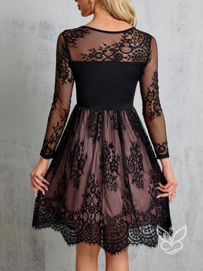 Vestido Com Tule Bordado Manga Longa E Alta Elasticidade Vestido Com Tule Bordado Manga Longa E Alta Elasticidade
