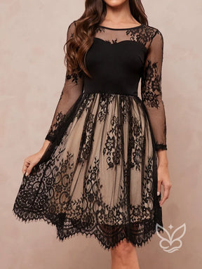 Vestido Com Tule Bordado Manga Longa E Alta Elasticidade Vestido Com Tule Bordado Manga Longa E Alta Elasticidade