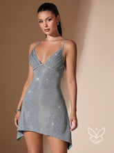 Vestido Curto Brilhante Com Alça Fina E Barra Irregular Cinza / PP Vestido Curto Brilhante Com Alça Fina E Barra