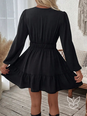 Vestido Curto Com Bordado Étnico E Manga Longa Vestido Curto Com Bordado Étnico E Manga Longa
