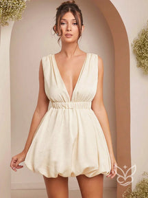 Vestido Curto Com Decote Profundo Franzido E Barra Bufante Damasco / PP Vestido Curto Com Decote Profundo Franzido E
