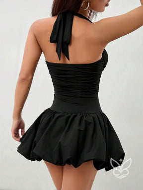 Vestido Curto Com Gola Laço Costas Abertas E Barra Bufante Vestido Curto Com Gola Laço Costas Abertas E Barra Bufante