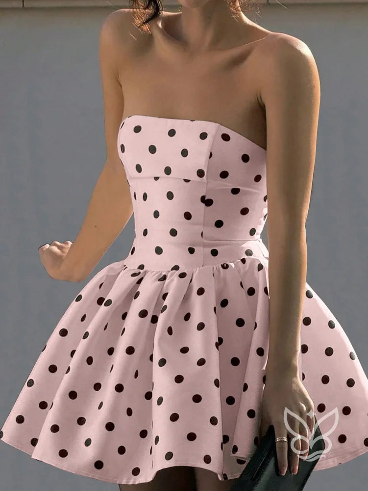 Vestido Curto Cropped Halter Cintura Franzida E Costas Borboleta Vestido Curto Cropped Halter Cintura Franzida E Costas
