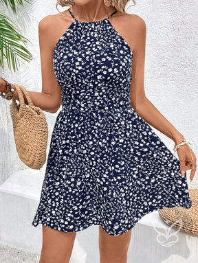 Vestido Curto Estampado Com Gola Alta E Saia Rodada Vestido Curto Estampado Com Gola Alta E Saia Rodada