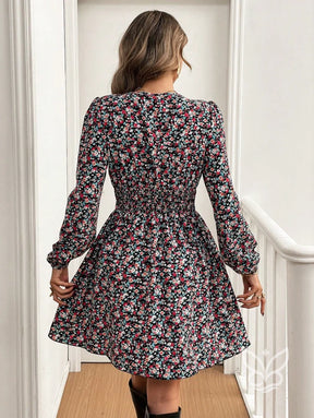 Vestido Curto Floral Com Manga Longa E Decote V Vermelho / PP Vestido Curto Floral Com Manga Longa E Decote V