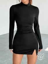 Vestido Curto Justo Com Manga Longa E Gola Alta Preto / PP Vestido Curto Justo Com Manga Longa E Gola Alta