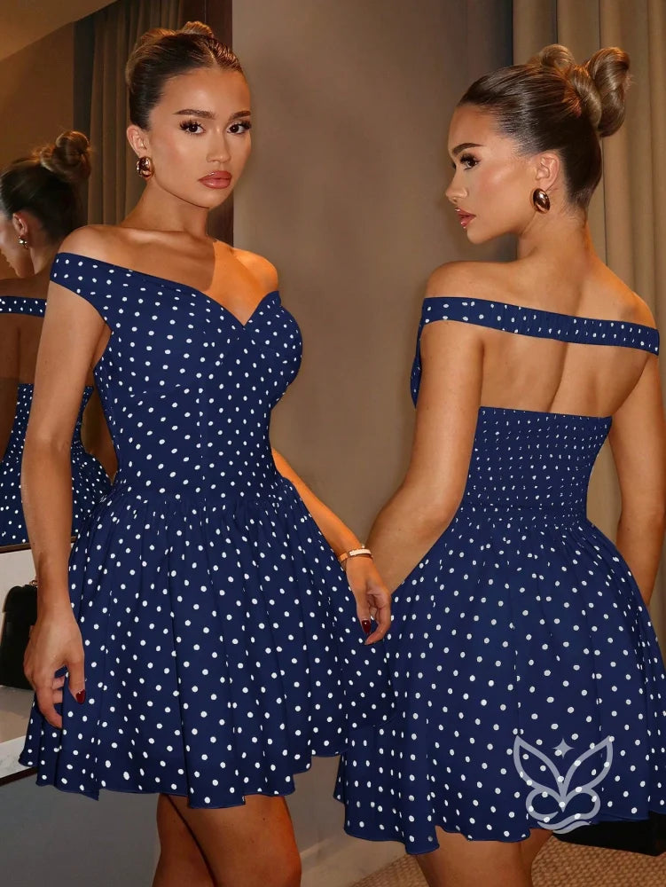Vestido Curto Ombro A Ombro Com Estampa Poá E Saia Rodada Azul Marinho / PP Vestido Curto Ombro A Ombro Com Estampa Poá