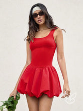 Vestido Curto Sem Manga Com Cintura Franzida E Barra Bufante Vermelho / PP Vestido Curto Sem Manga Com Cintura Franzida