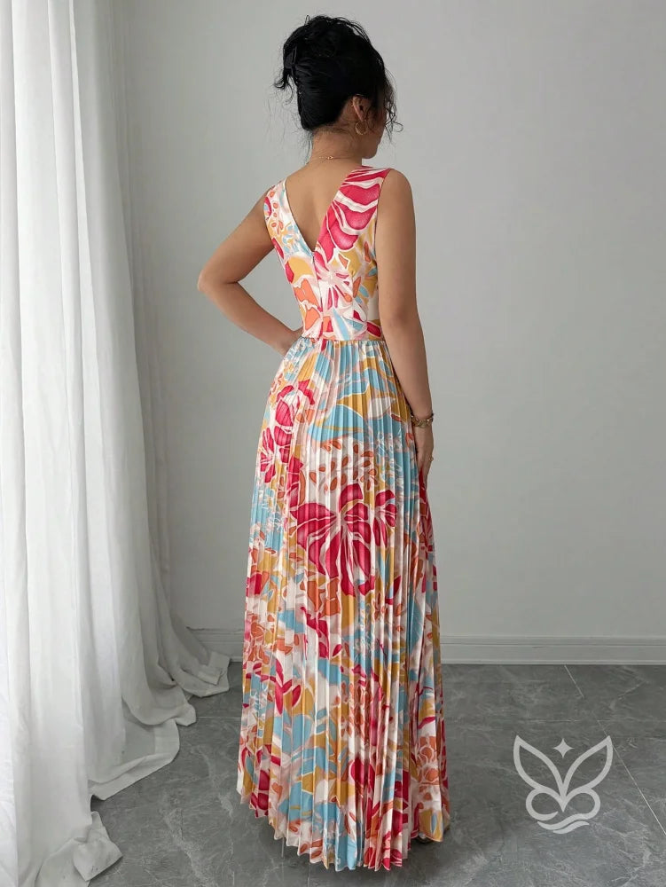 Vestido Curto Sem Manga Com Decote Profundo E Fenda Aberta Vestido Curto Sem Manga Com Decote Profundo E Fenda Aberta