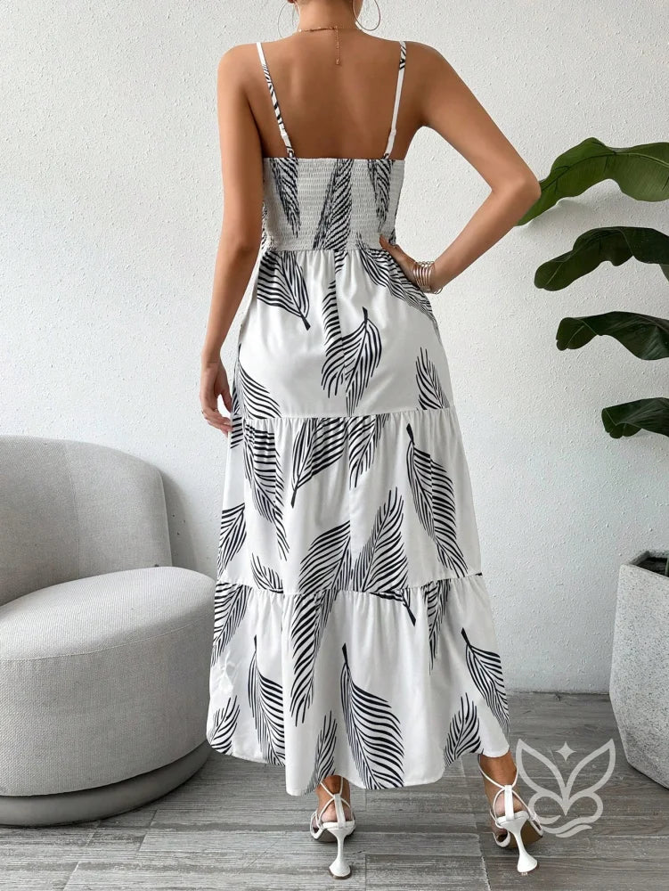 Vestido De Alças Finas Com Detalhe Franzido E Transpassado Vestido De Alças Finas Com Detalhe Franzido E Transpassado