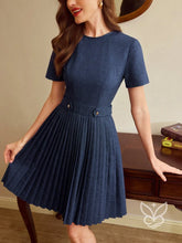 Vestido Fit And Flare com Saia Plissada Elegante Azul Marinho / PP Vestido Fit And Flare com Saia Plissada Elegante