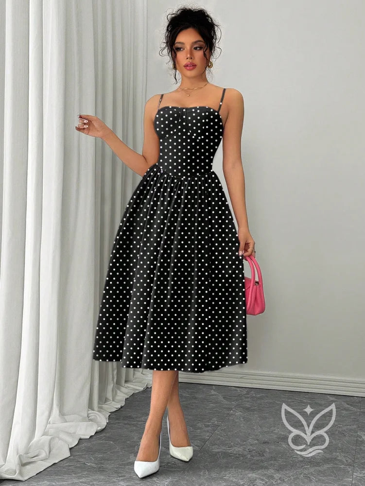 Vestido Flare Com Costas Abertas E Cintura Marcada Preto / PP Vestido Flare Com Costas Abertas E Cintura Marcada