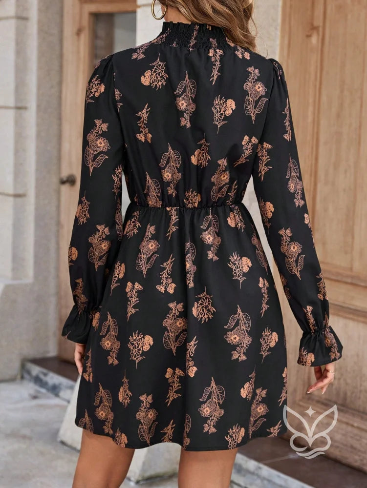 Vestido Floral Com Manga Longa E Cintura Marcada Sofisticada Vestido Floral Com Manga Longa E Cintura Marcada