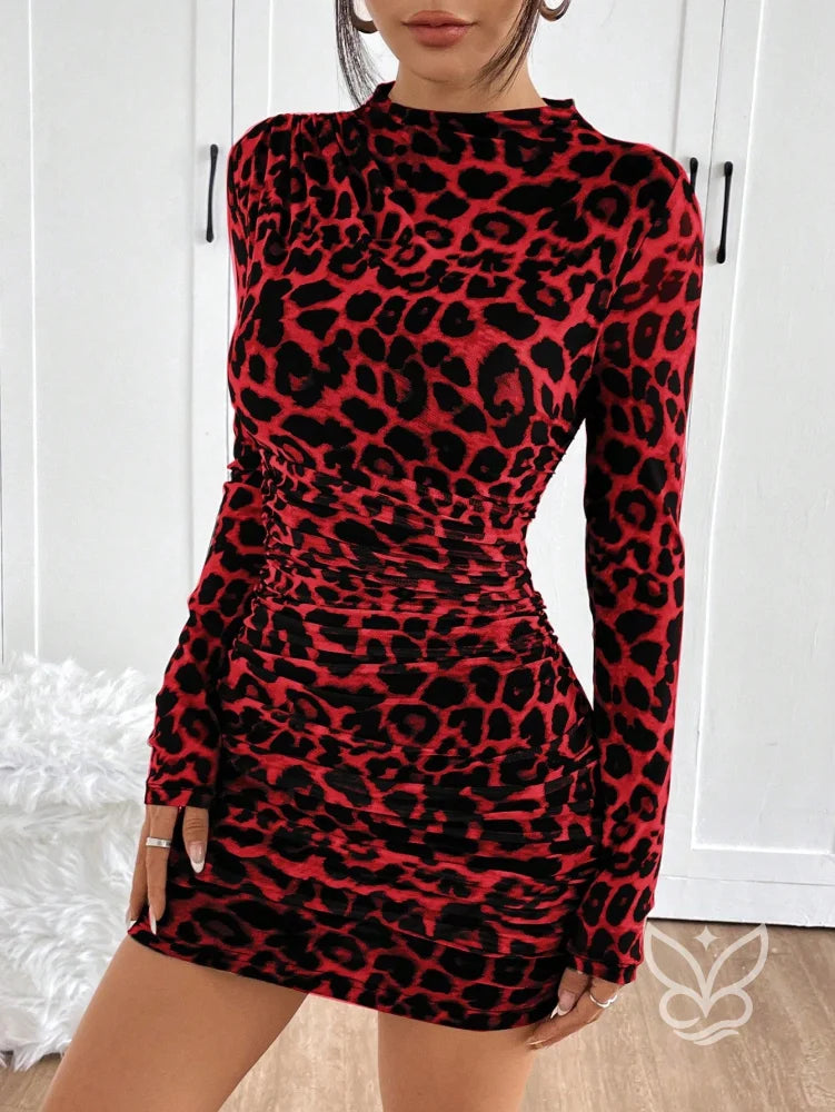 Vestido Justo De Manga Longa Com Estampa Animal Print Vestido Justo De Manga Longa Com Estampa Animal Print
