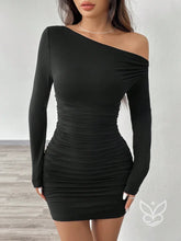 Vestido Justo De Um Ombro Só Com Manga Longa E Franzido Preto / PP Vestido Justo De Um Ombro Só Com Manga Longa E