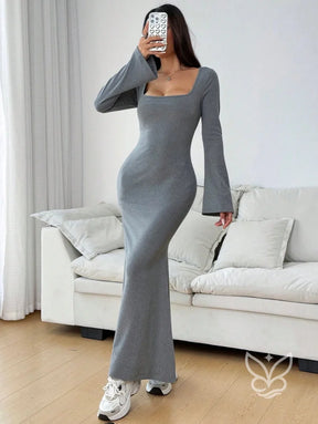 Vestido Longo Ajustado Com Manga Longa E Decote Quadrado Vestido Longo Ajustado Com Manga Longa E Decote Quadrado