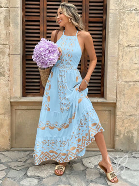 Vestido Longo Com Estampa Étnica E Decote Halter Vestido Longo Com Estampa Étnica E Decote Halter