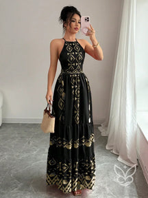 Vestido Longo Com Estampa Étnica E Decote Halter Preto / PP Vestido Longo Com Estampa Étnica E Decote Halter