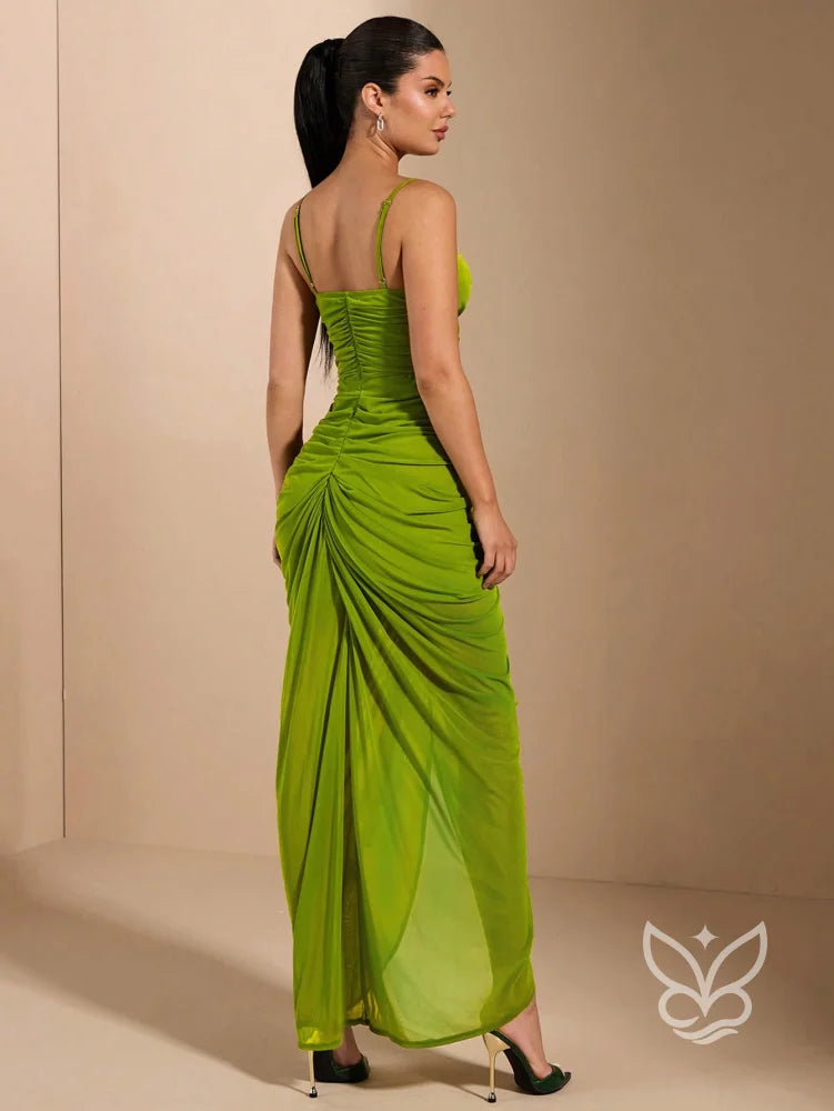 Vestido Longo Franzido Com Alças Finas E Babado Central Vestido Longo Franzido Com Alças Finas E Babado Central