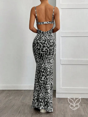 Vestido Longo Justo Com Alça Fina E Estampa Animal Print Vestido Longo Justo Com Alça Fina E Estampa Animal Print