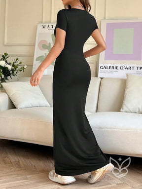Vestido Longo Justo Com Cintura Marcada E Manga Curta Vestido Longo Justo Com Cintura Marcada E Manga Curta