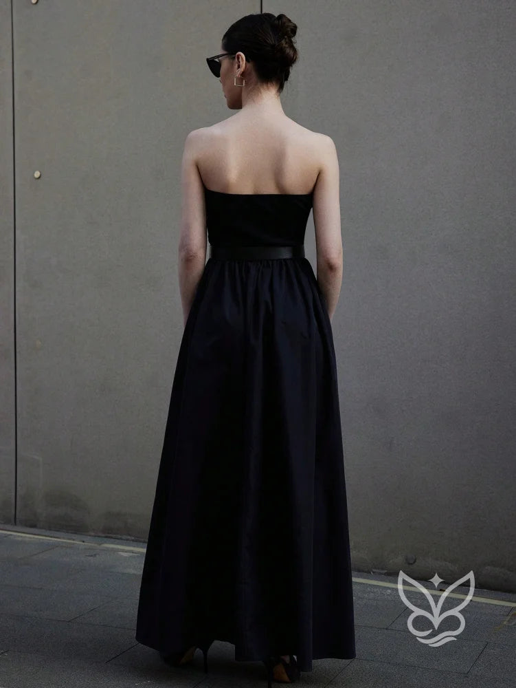 Vestido Longo Tomara Que Caia Com Barra E Estampa Minimalista Vestido Longo Tomara Que Caia Com Barra E Estampa