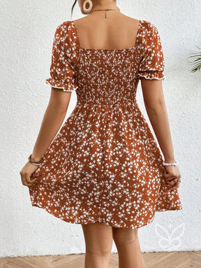Vestido Midi Com Mangas Bufantes E Estampa Floral Delicada Vestido Midi Com Mangas Bufantes E Estampa Floral Delicada