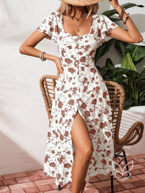 Vestido Midi Floral Com Botões E Fenda Frontal Vestido Midi Floral Com Botões E Fenda Frontal