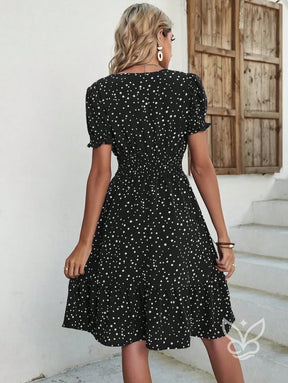 Vestido Midi Floral Com Manga Curta Bufante E Decote V Vestido Midi Floral Com Manga Curta Bufante E Decote V