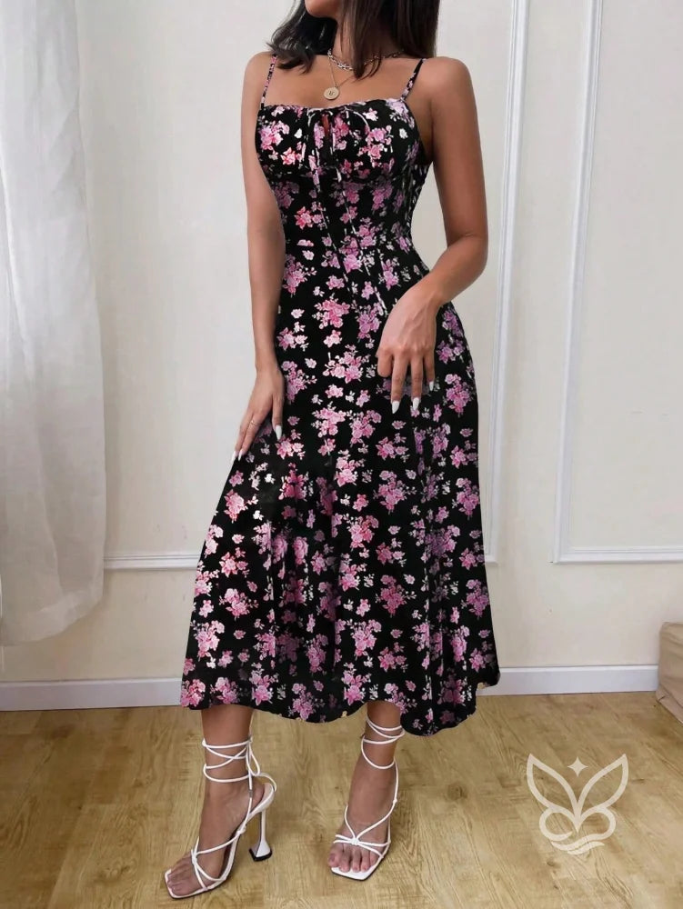 Vestido Midi Justo Floral Com Alça Fina E Barra Assimétrica Vestido Midi Justo Floral Com Alça Fina E Barra Assimétrica