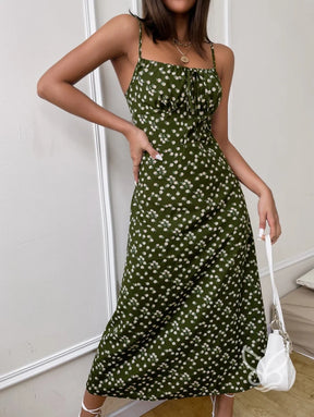 Vestido Midi Justo Floral Com Alça Fina E Barra Assimétrica Vestido Midi Justo Floral Com Alça Fina E Barra Assimétrica