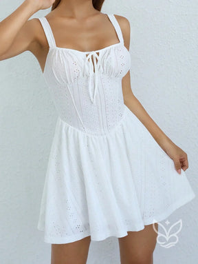Vestido Mini com Cintura Franzida e Amarração Frontal Vestido Mini com Cintura Franzida e Amarração Frontal