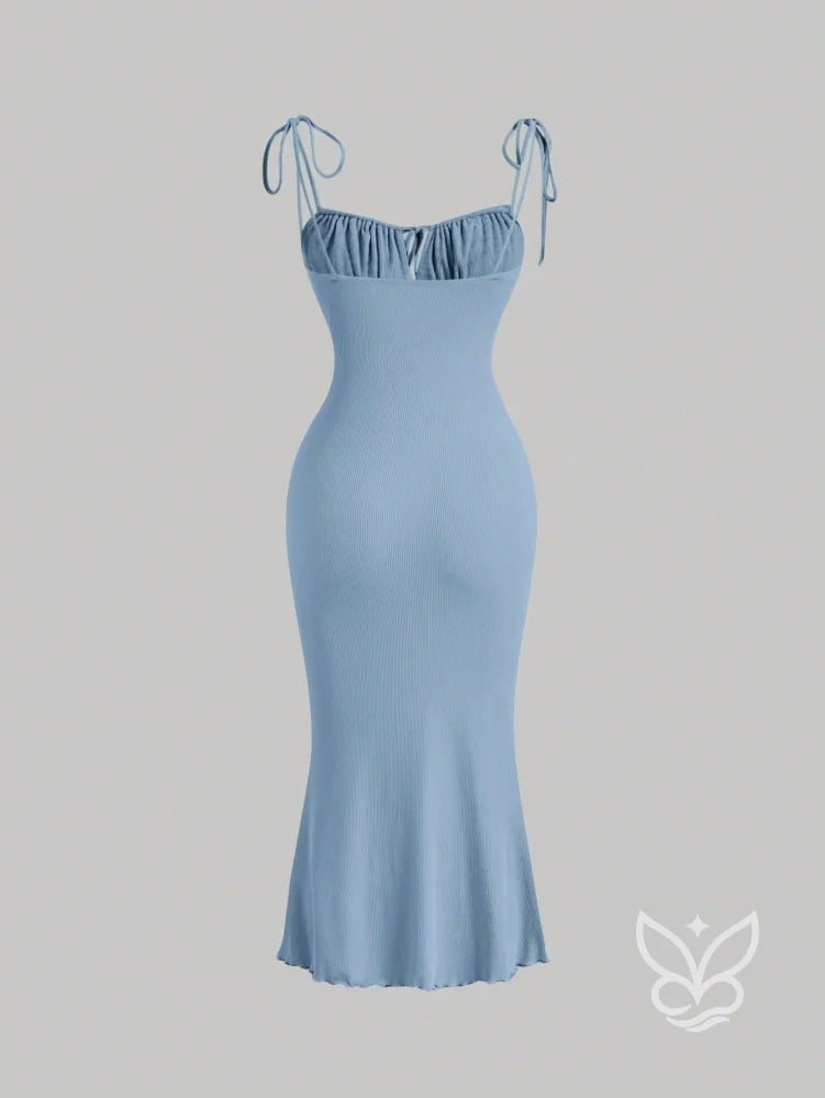 Vestido Mini Franzido no Busto Amarração no Ombro e Decote Cami Vestido Mini Franzido no Busto Amarração no Ombro e